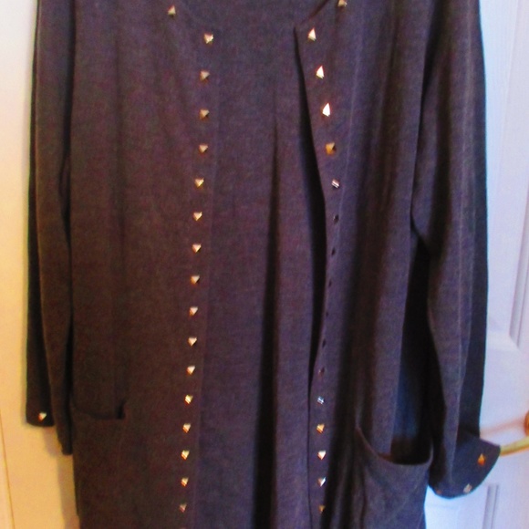 Meet your Posher, Gabriela - Picture 3 of 8